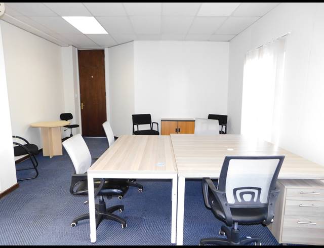400M² OFFICE FOR SALE IN FERNDALE